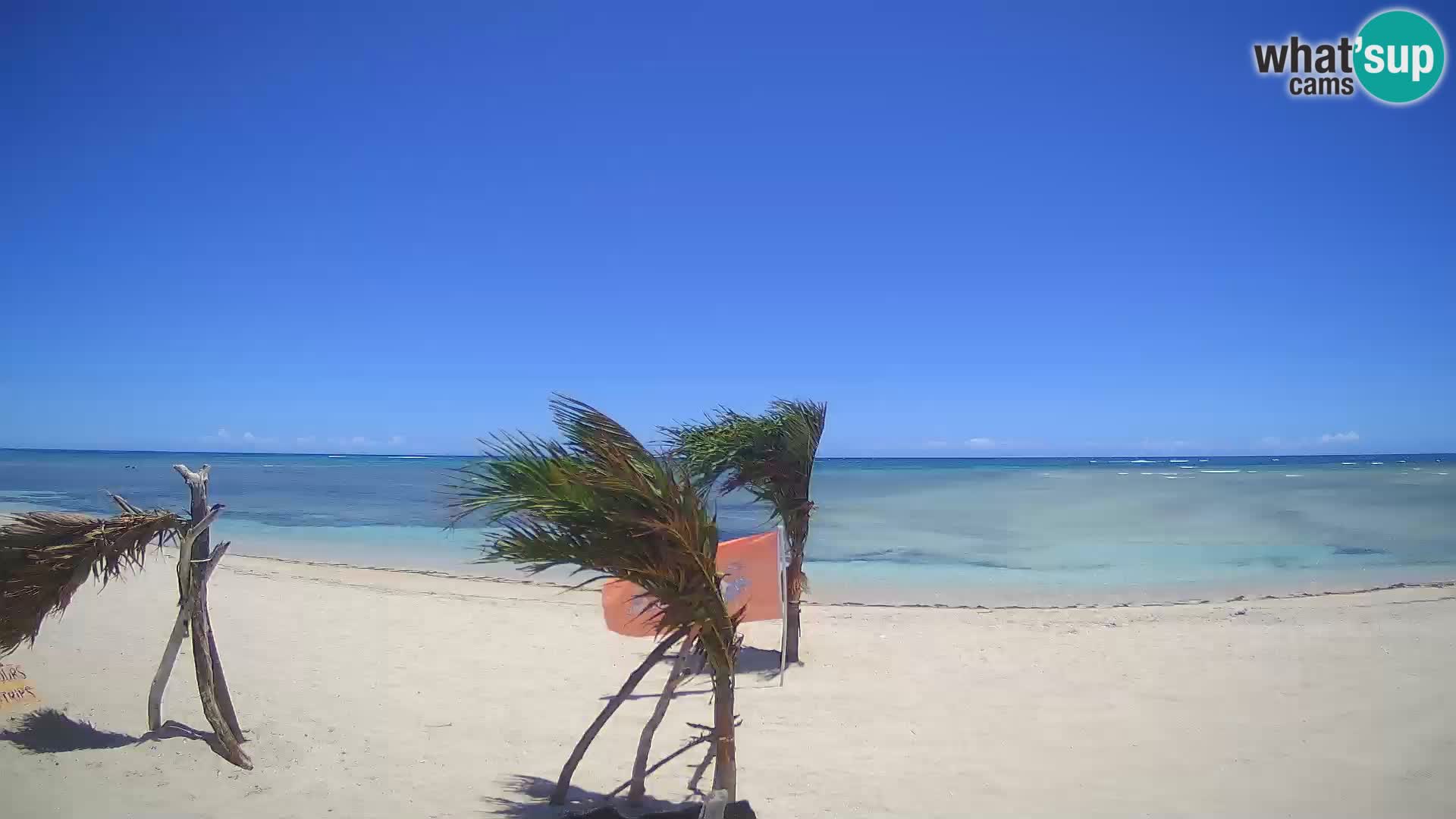 Cámara en Vivo Kite Buen Hombre Kiteboarding School – Playa Buen Hombre – Monte Cristi – República Dominicana