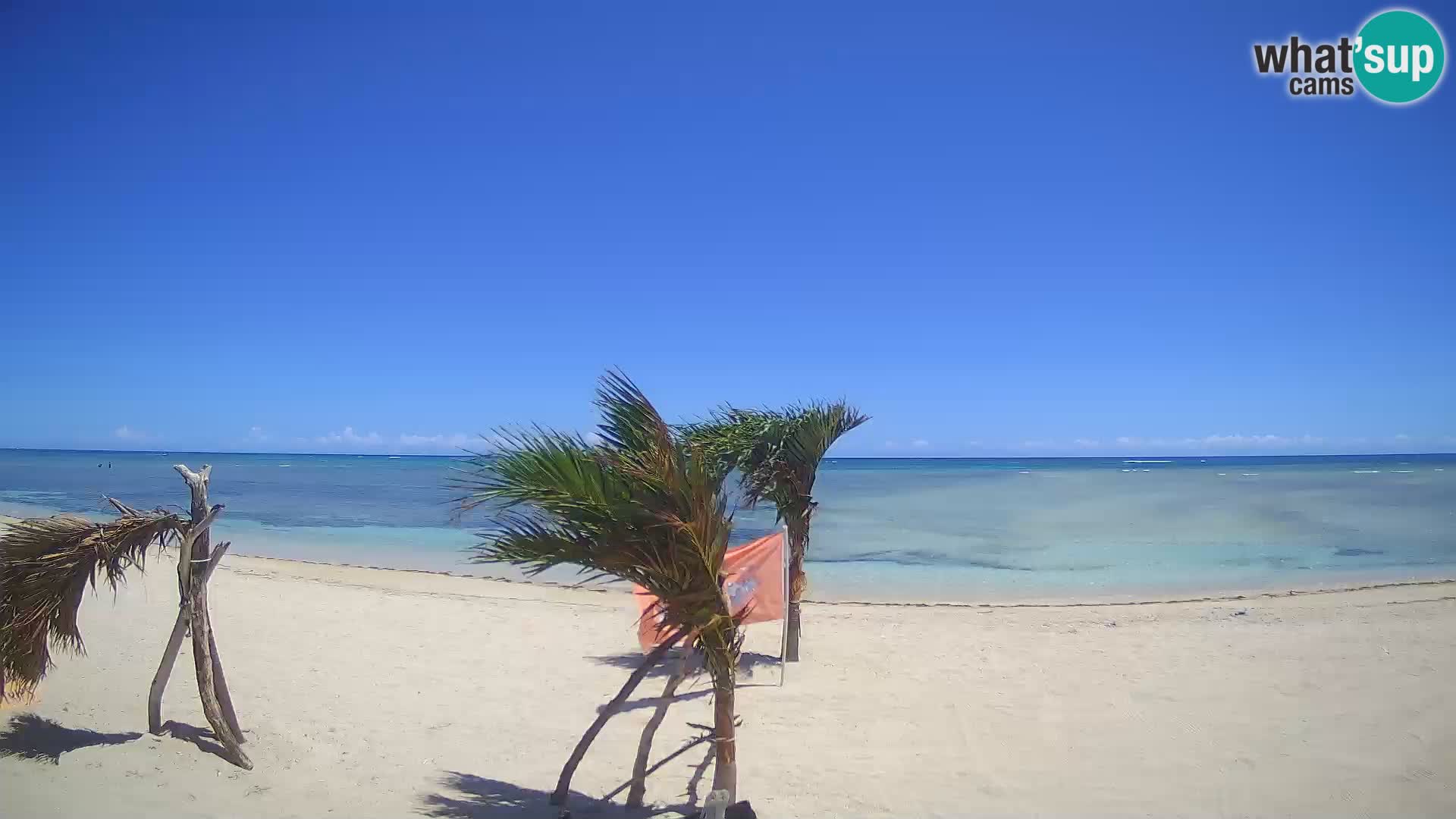 Spletna kamera Kite Buen Hombre Kiteboarding – plaža Buen Hombre – Monte Cristi – Dominikanska Republika