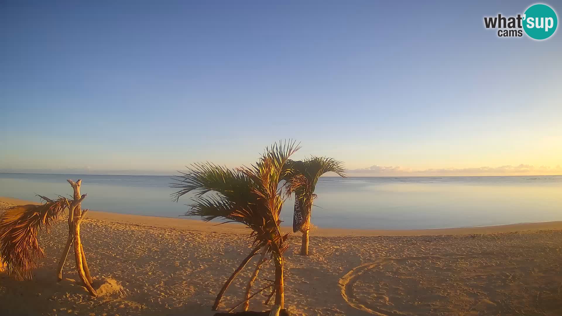 Webcam KITE BUEN HOMBRE KITEBOARDING SCHOOL – Buen Hombre Beach – Monte Cristi – Dominican Republic