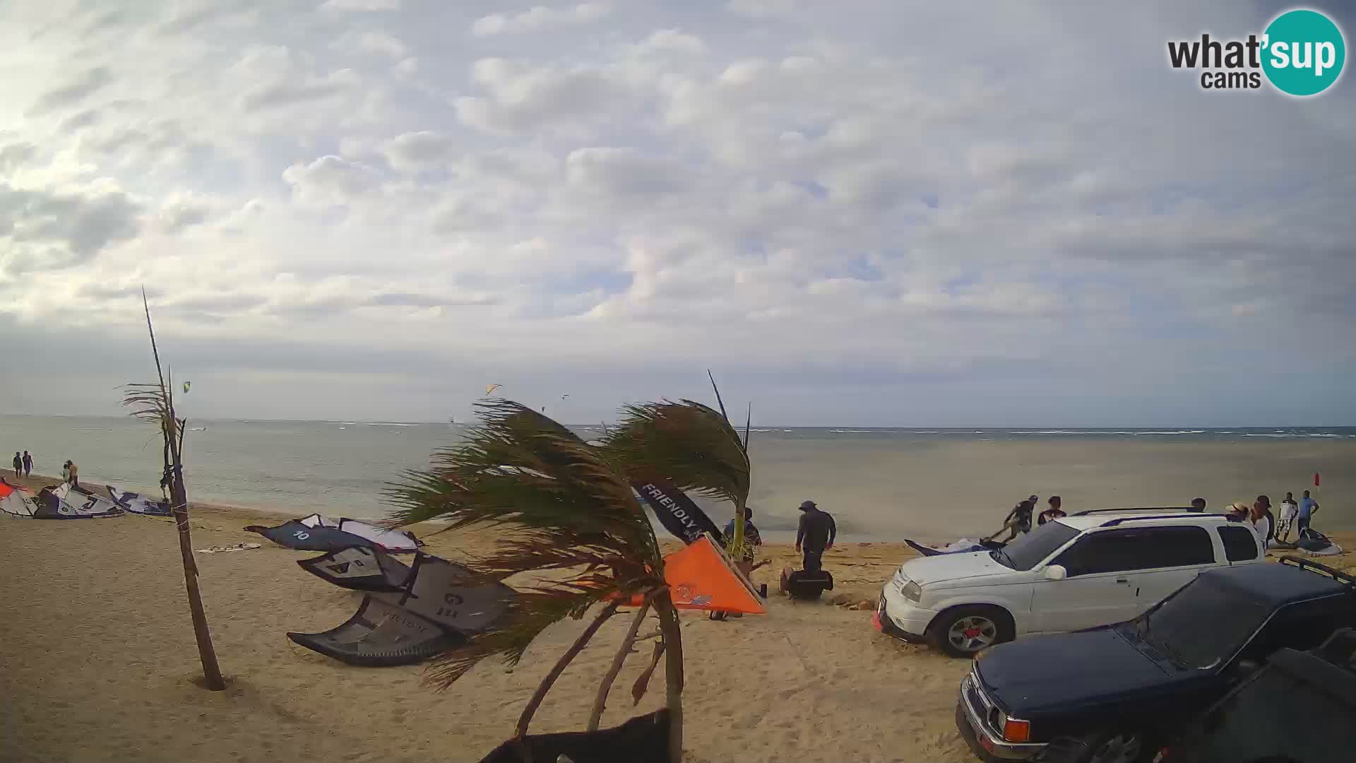 Spletna kamera Kite Buen Hombre Kiteboarding – plaža Buen Hombre – Monte Cristi – Dominikanska Republika