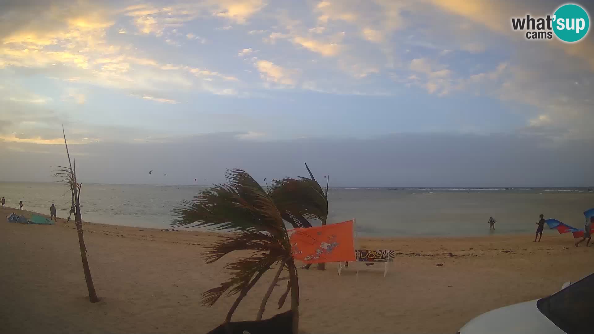 Web kamera Kite Buen Hombre Kiteboarding School – plaža Buen Hombre – Monte Cristi – Dominikanska Republika