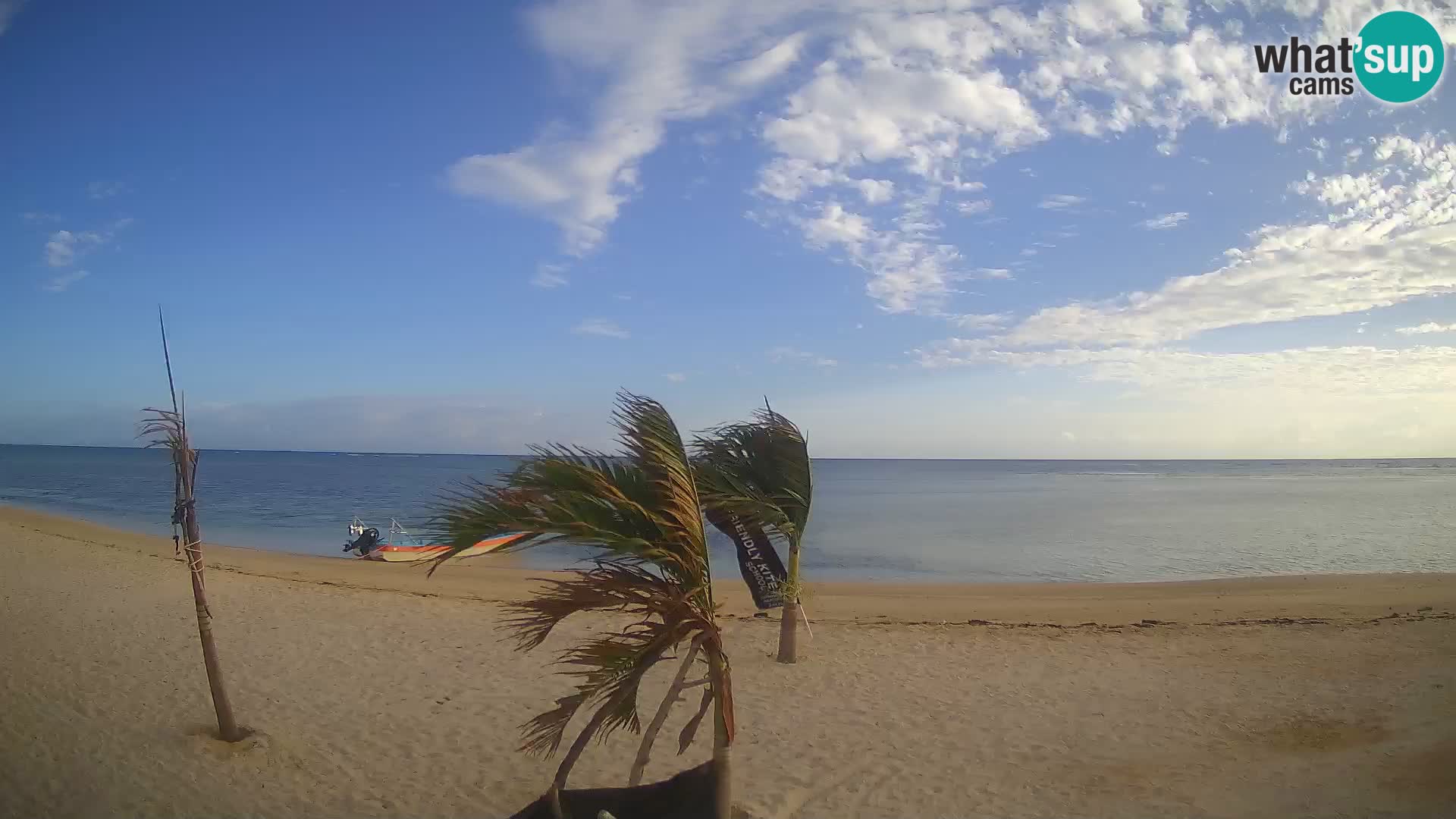 Spletna kamera Kite Buen Hombre Kiteboarding – plaža Buen Hombre – Monte Cristi – Dominikanska Republika