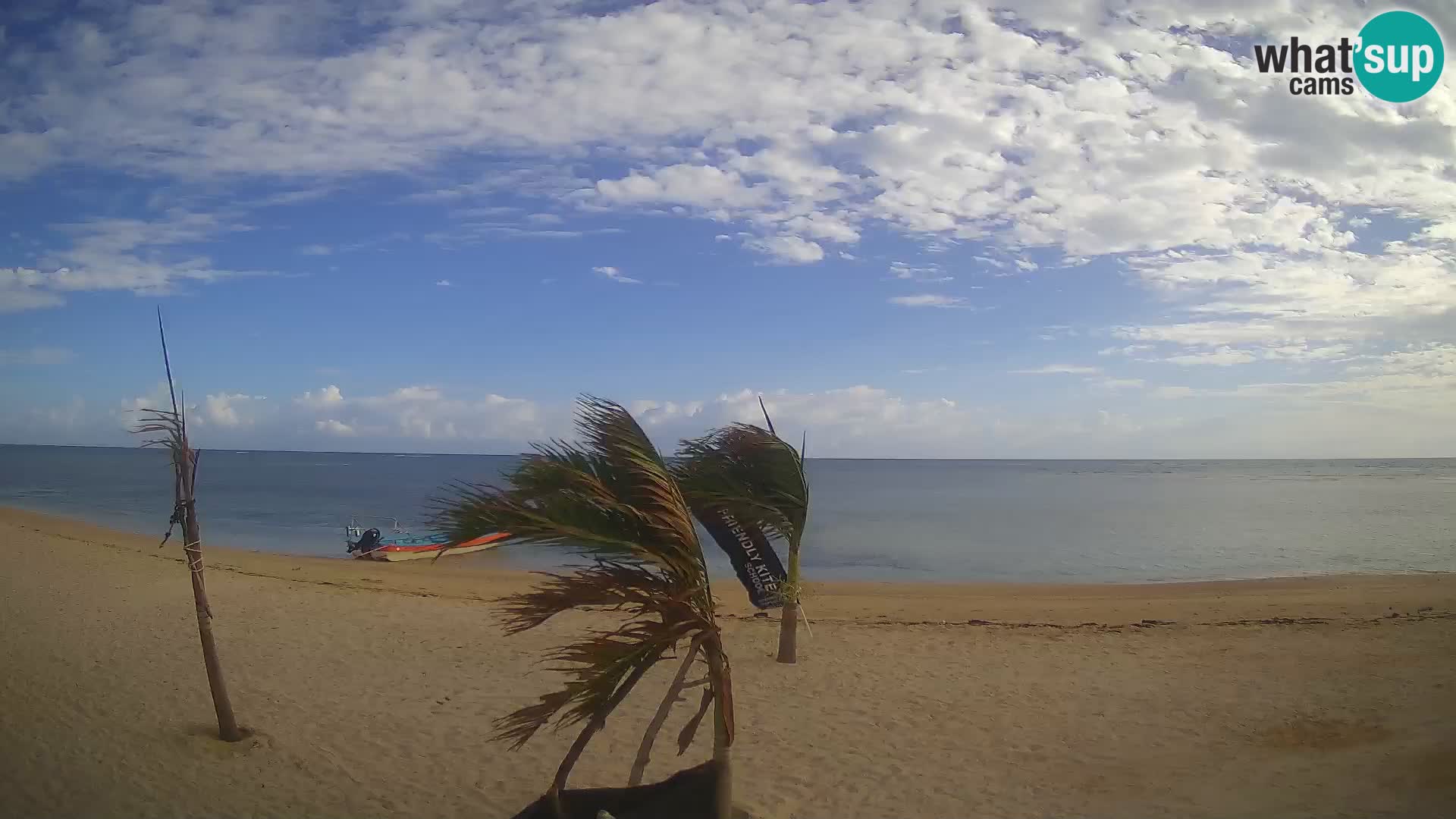 Spletna kamera Kite Buen Hombre Kiteboarding – plaža Buen Hombre – Monte Cristi – Dominikanska Republika