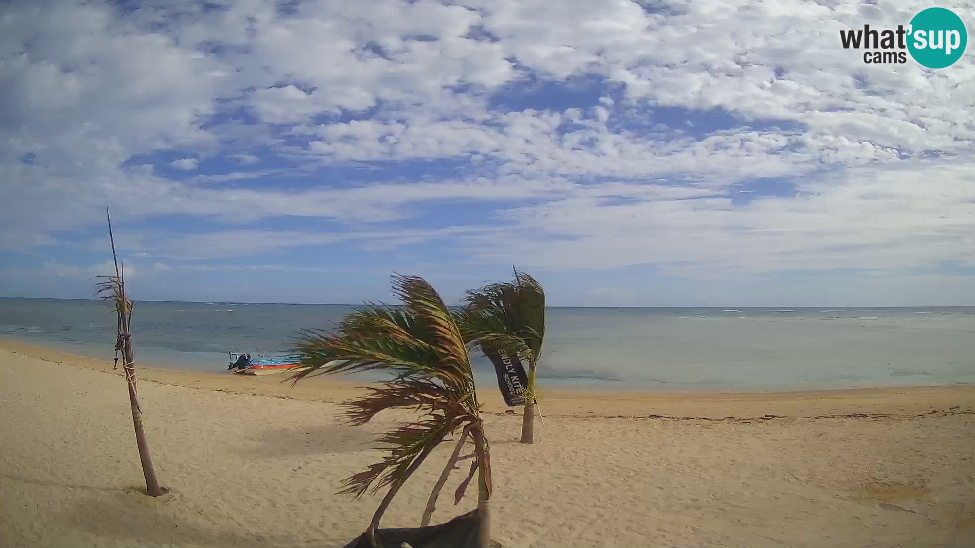 Web kamera Kite Buen Hombre Kiteboarding School – plaža Buen Hombre – Monte Cristi – Dominikanska Republika