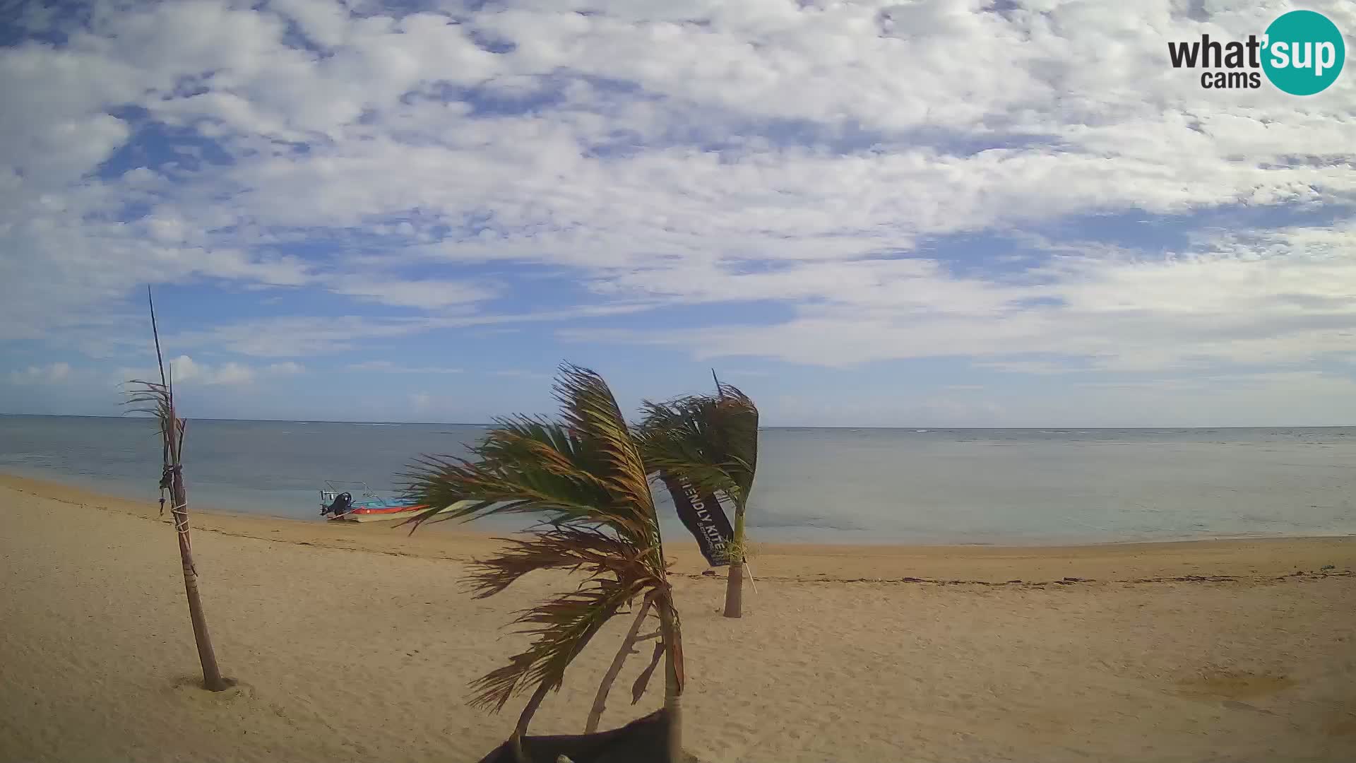 Web kamera Kite Buen Hombre Kiteboarding School – plaža Buen Hombre – Monte Cristi – Dominikanska Republika
