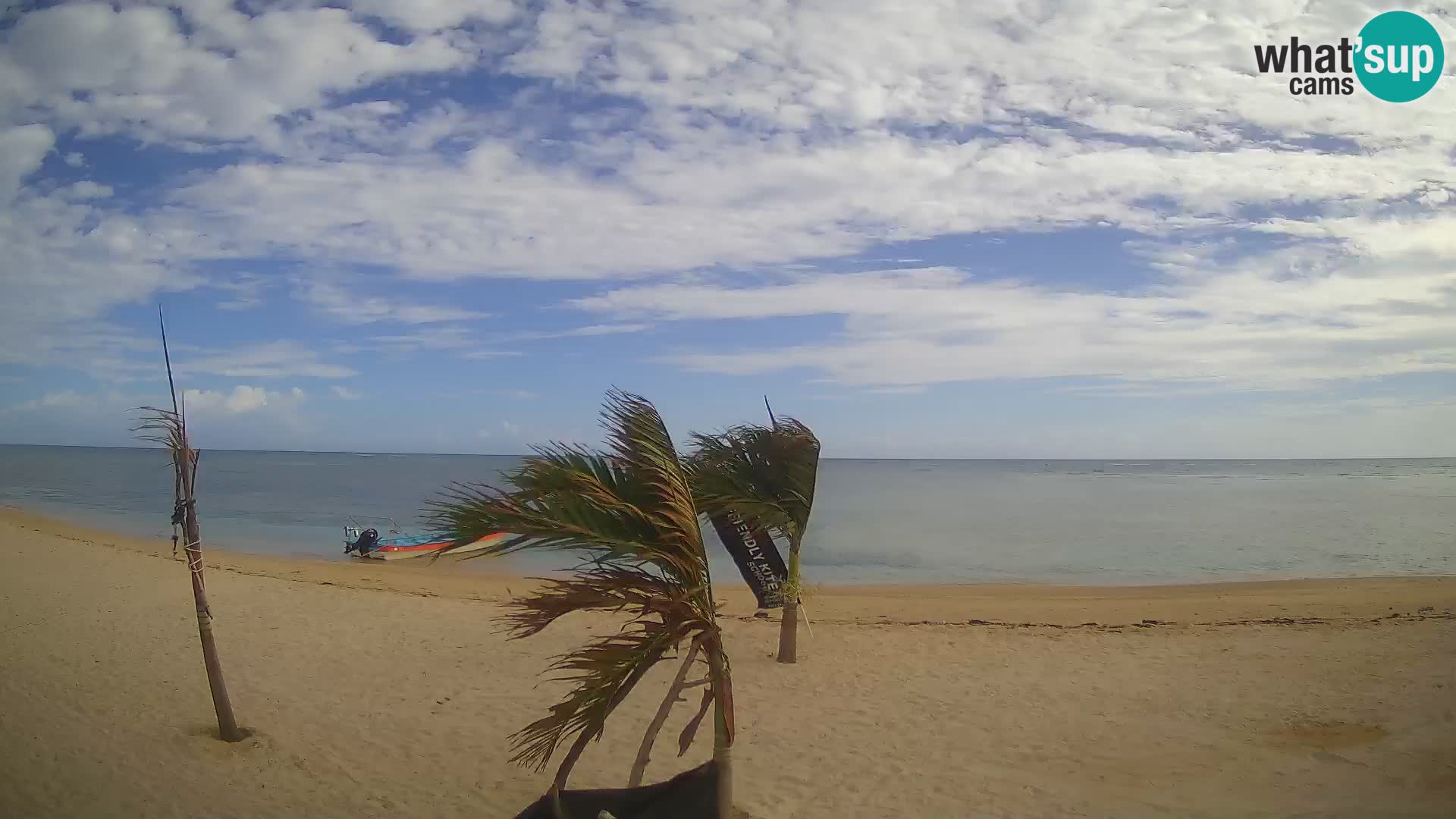 Web kamera Kite Buen Hombre Kiteboarding School – plaža Buen Hombre – Monte Cristi – Dominikanska Republika