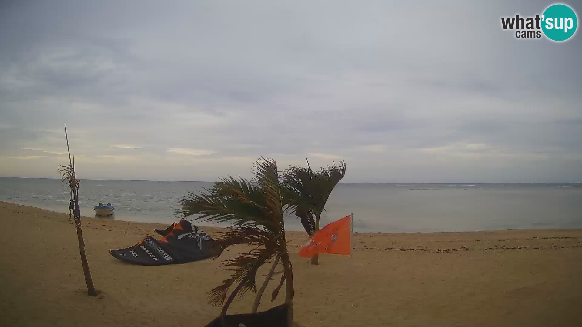 Cámara en Vivo Kite Buen Hombre Kiteboarding School – Playa Buen Hombre – Monte Cristi – República Dominicana