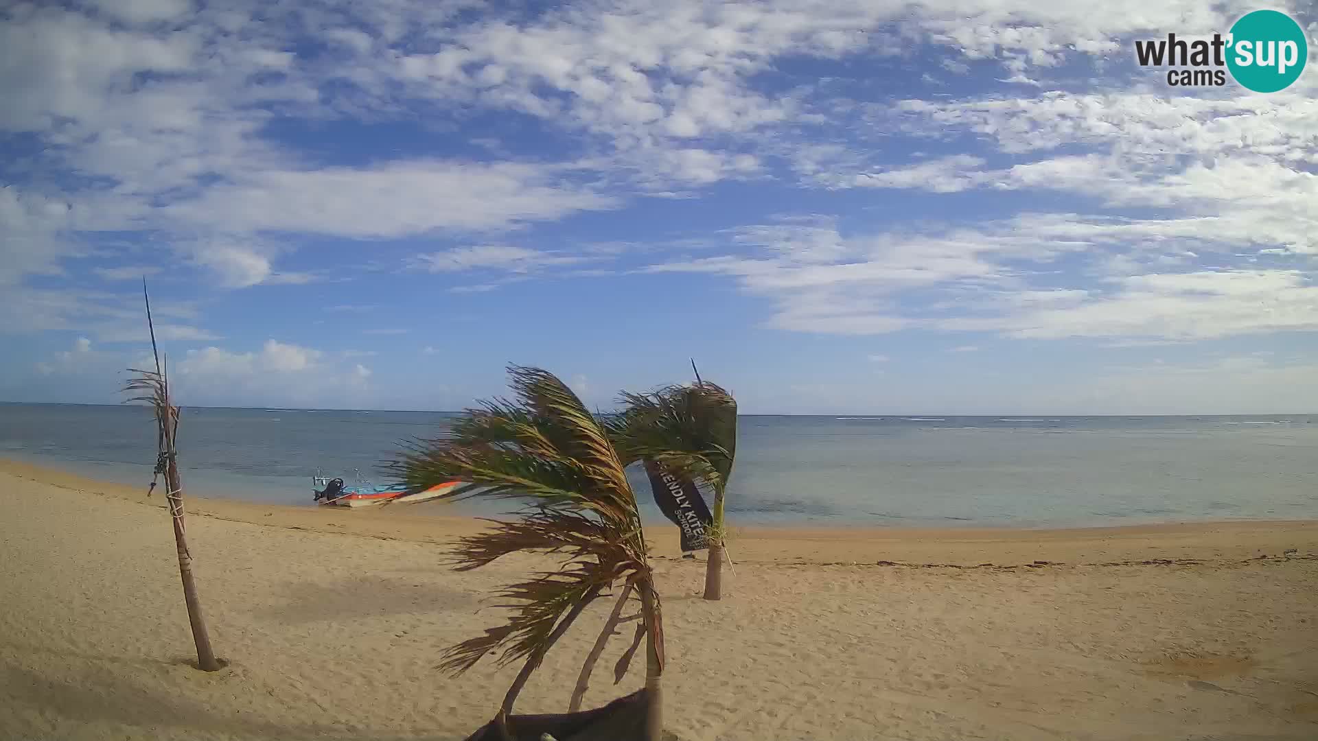 Web kamera Kite Buen Hombre Kiteboarding School – plaža Buen Hombre – Monte Cristi – Dominikanska Republika