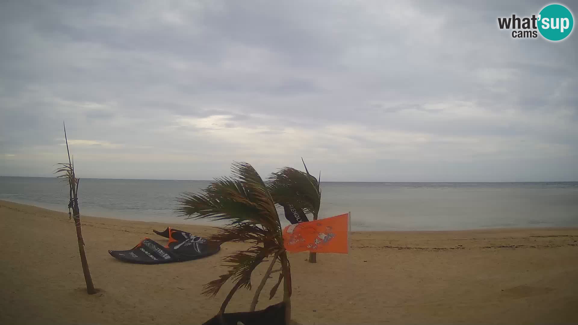Web kamera Kite Buen Hombre Kiteboarding School – plaža Buen Hombre – Monte Cristi – Dominikanska Republika
