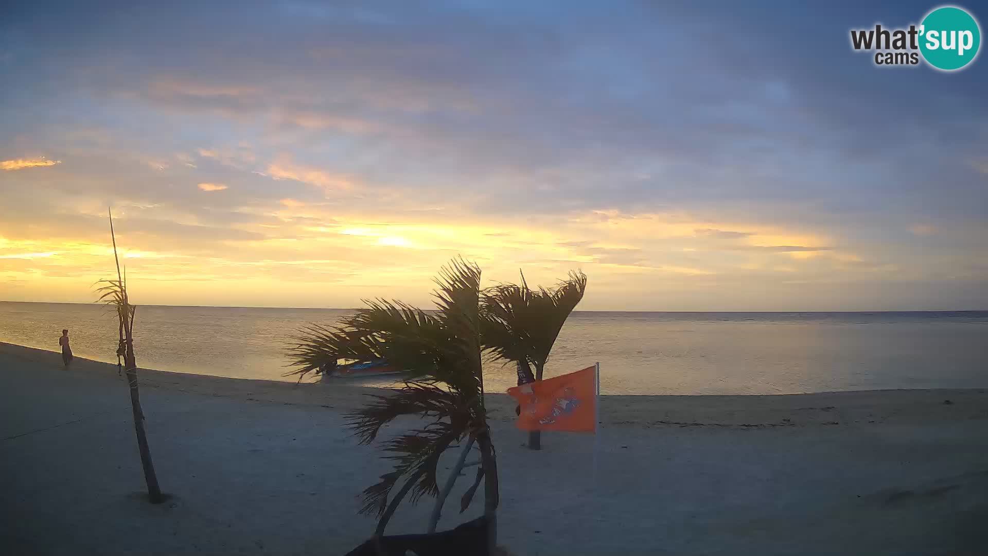 Web kamera Kite Buen Hombre Kiteboarding School – plaža Buen Hombre – Monte Cristi – Dominikanska Republika