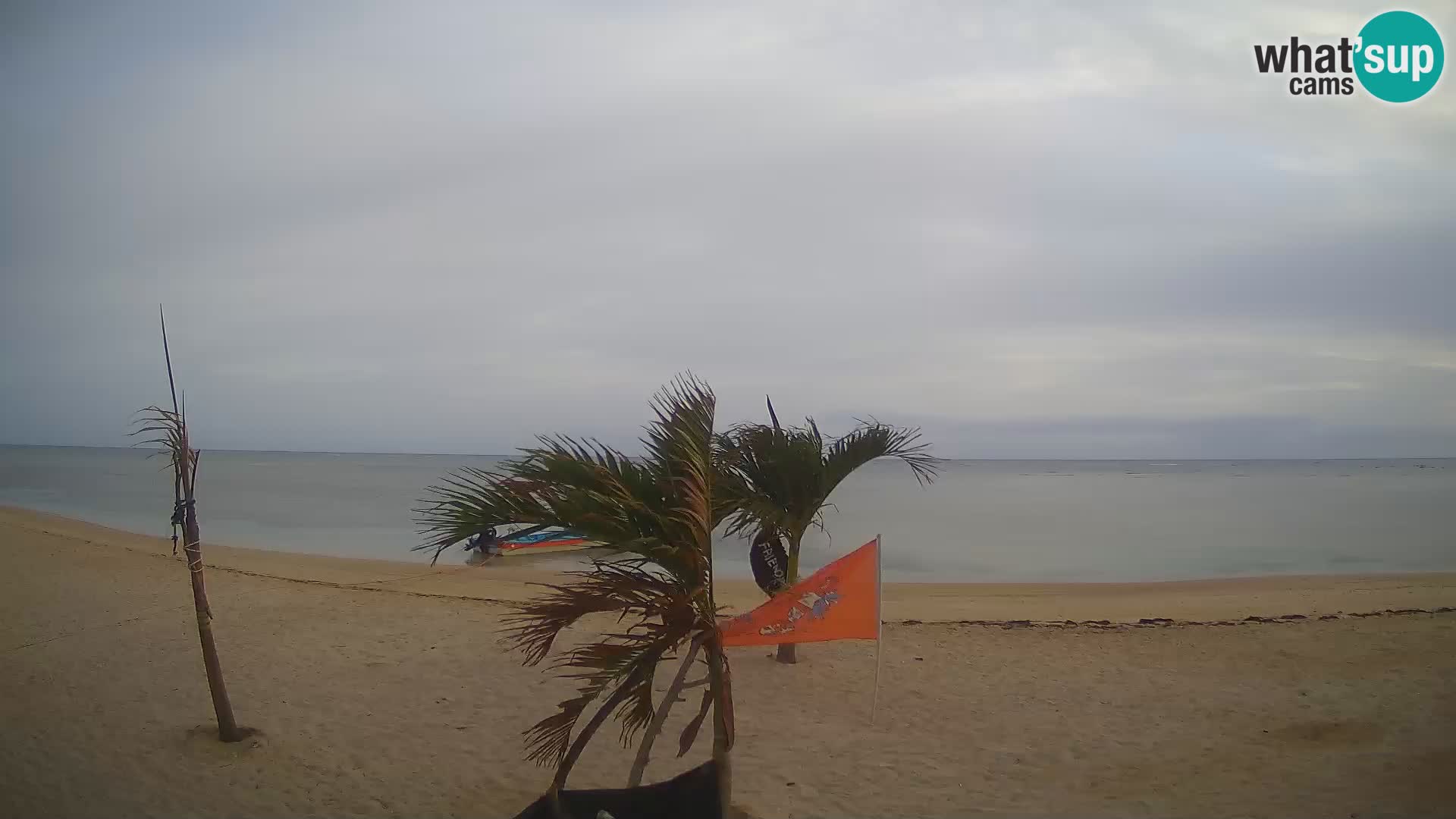 Web kamera Kite Buen Hombre Kiteboarding School – plaža Buen Hombre – Monte Cristi – Dominikanska Republika