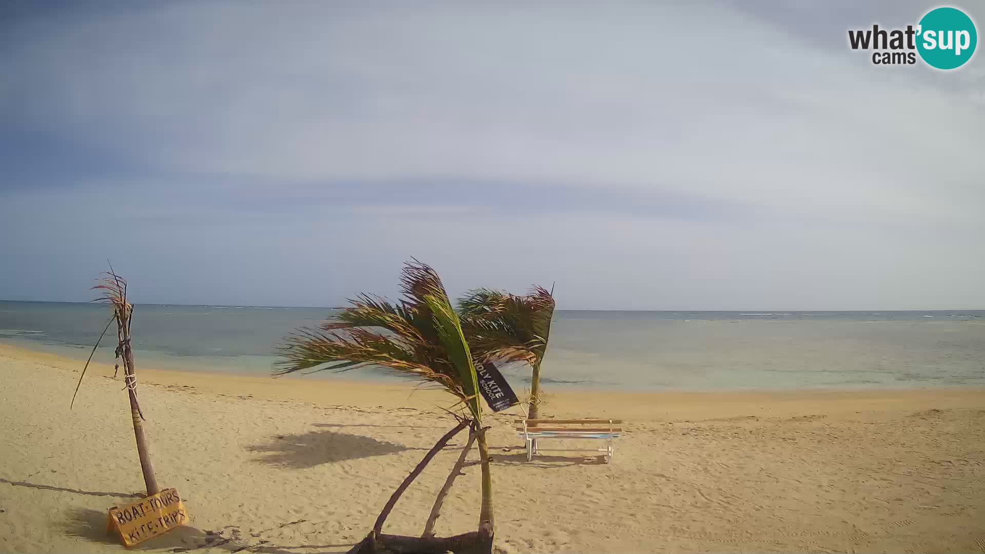 Caméra en direct de Kite Buen Hombre Kiteboarding – Plage Buen Hombre – Monte Cristi – République Dominicaine