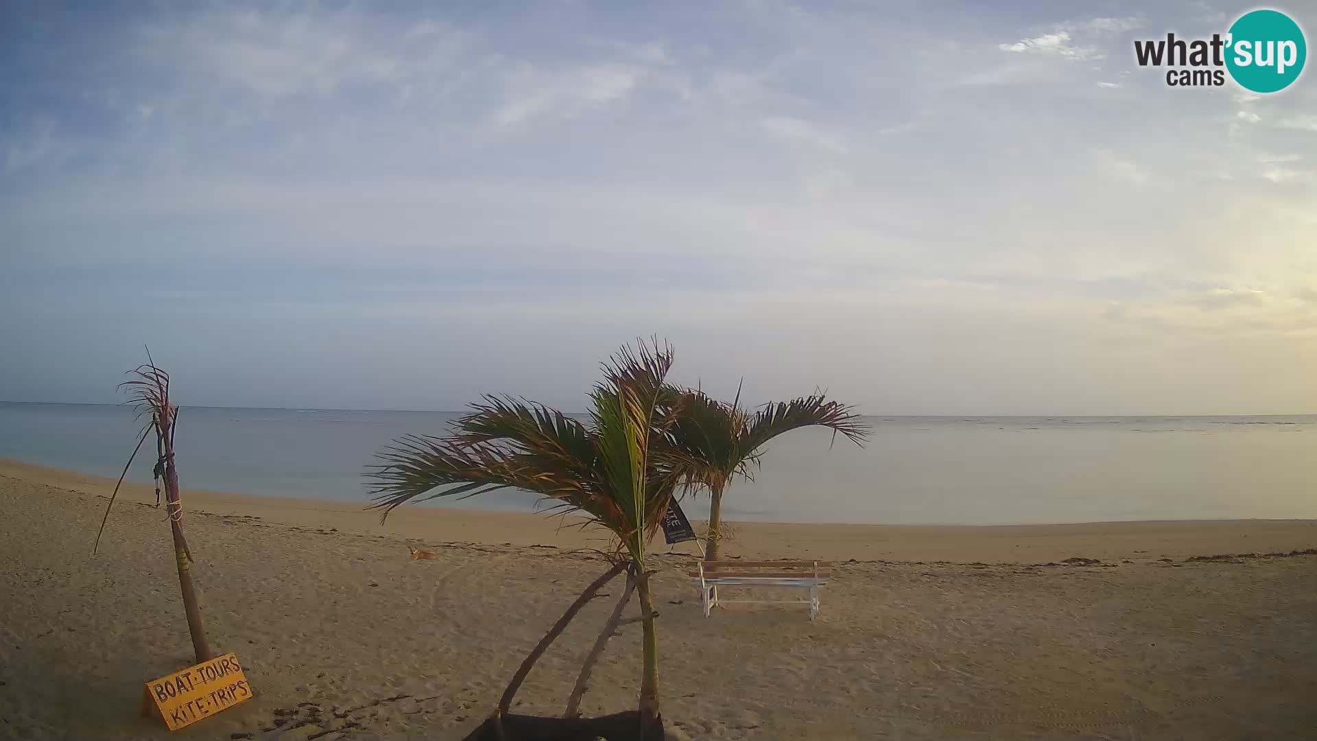 Spletna kamera Kite Buen Hombre Kiteboarding – plaža Buen Hombre – Monte Cristi – Dominikanska Republika