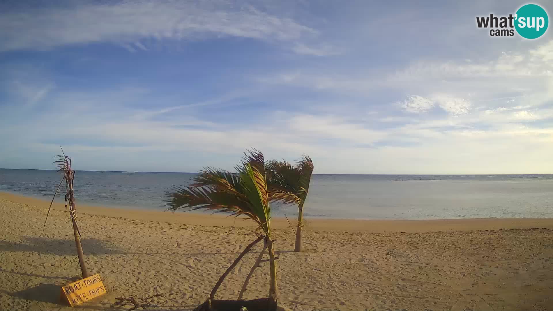 Caméra en direct de Kite Buen Hombre Kiteboarding – Plage Buen Hombre – Monte Cristi – République Dominicaine