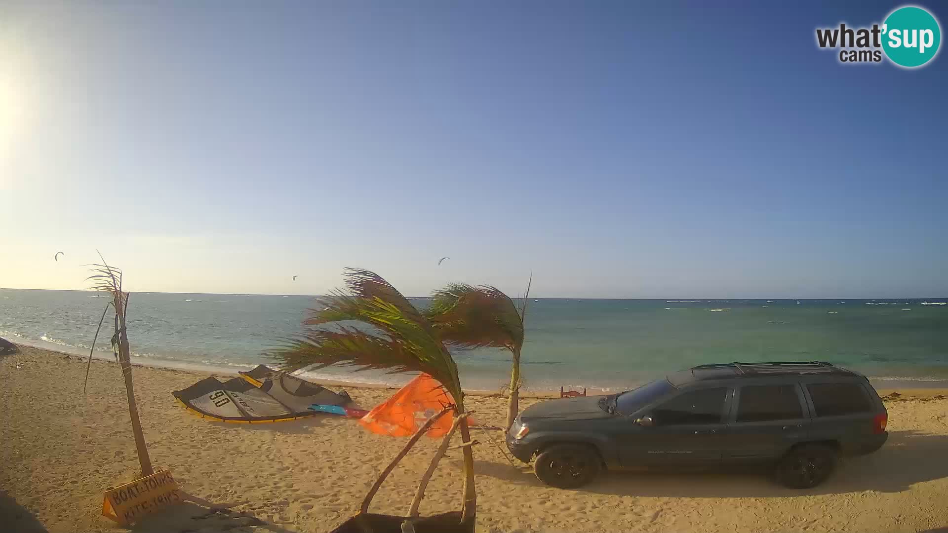 Spletna kamera Kite Buen Hombre Kiteboarding – plaža Buen Hombre – Monte Cristi – Dominikanska Republika