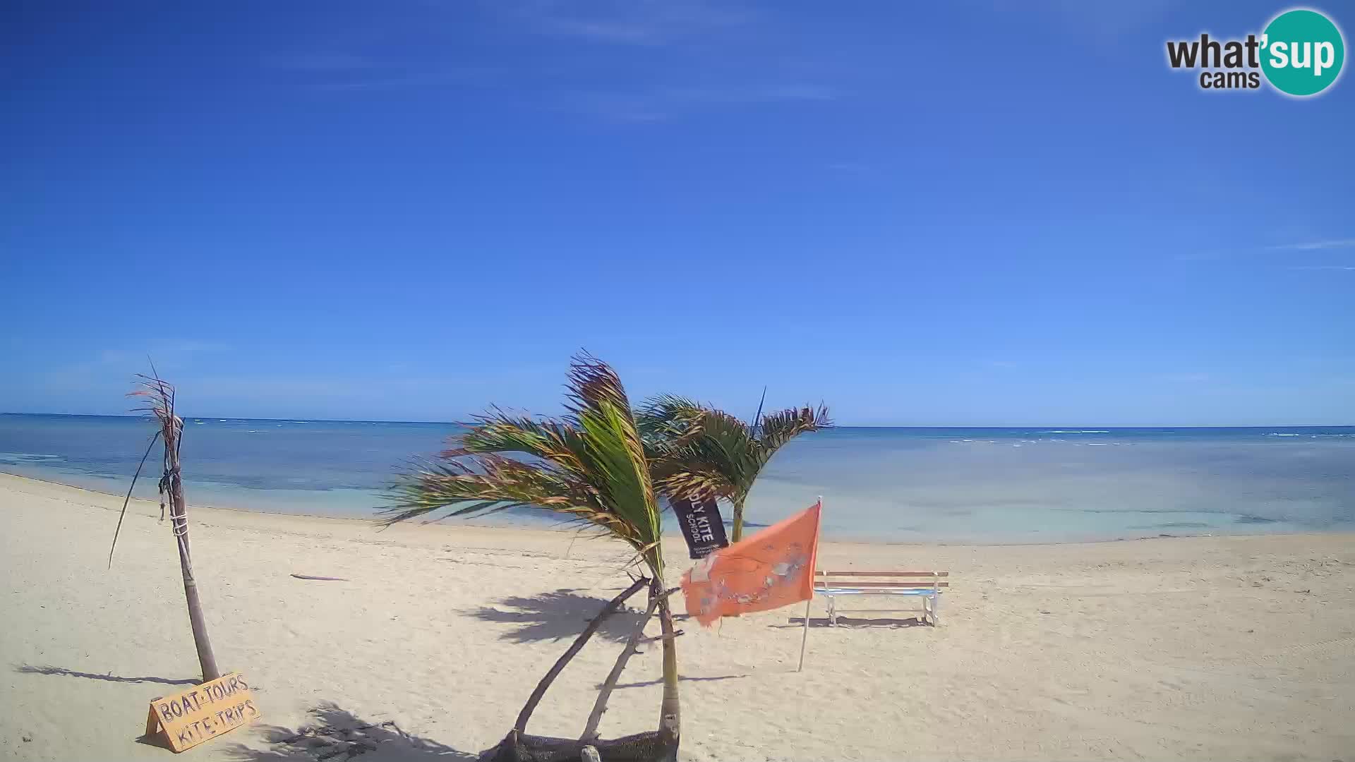Web kamera Kite Buen Hombre Kiteboarding School – plaža Buen Hombre – Monte Cristi – Dominikanska Republika