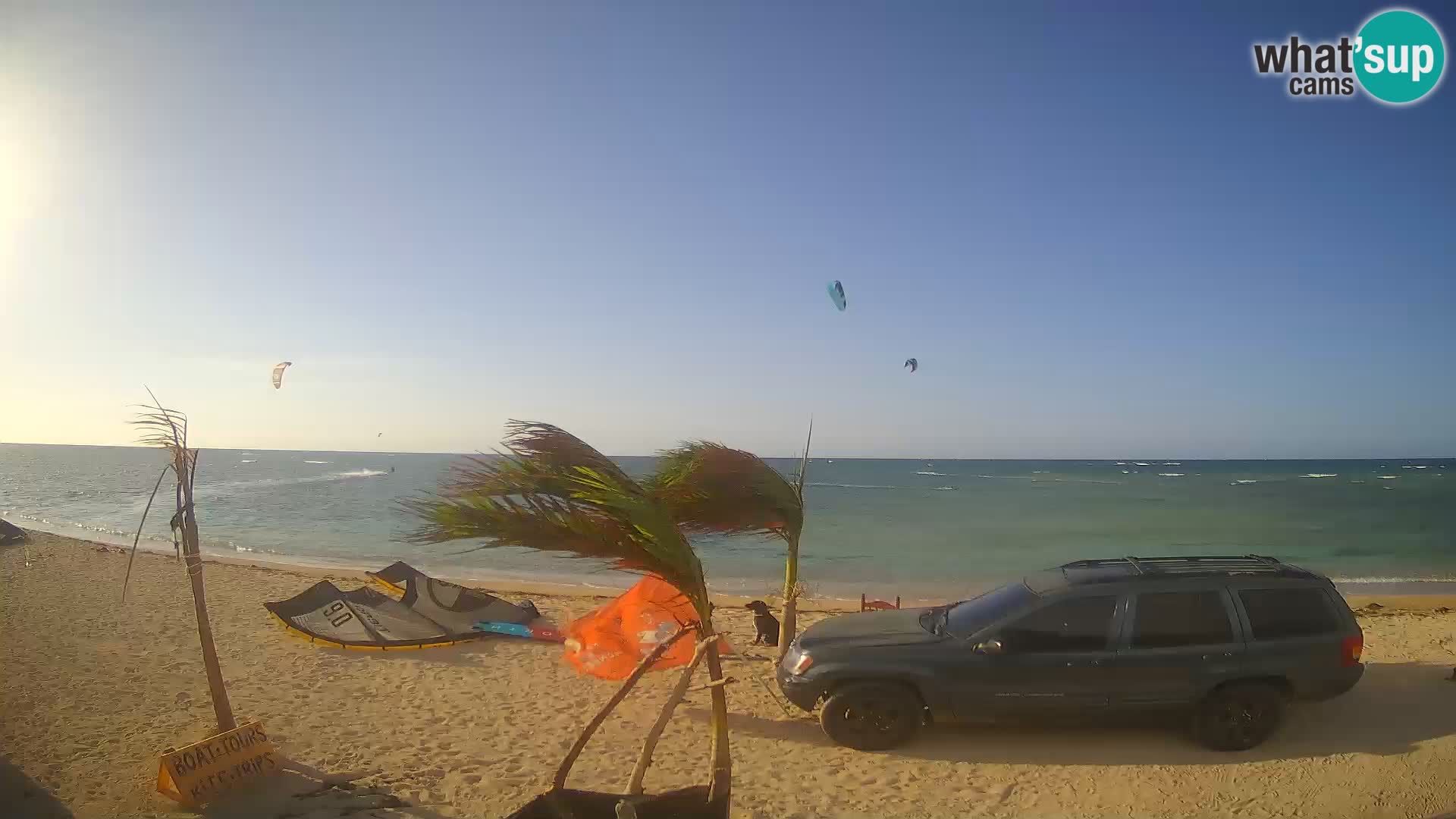 Web kamera Kite Buen Hombre Kiteboarding School – plaža Buen Hombre – Monte Cristi – Dominikanska Republika