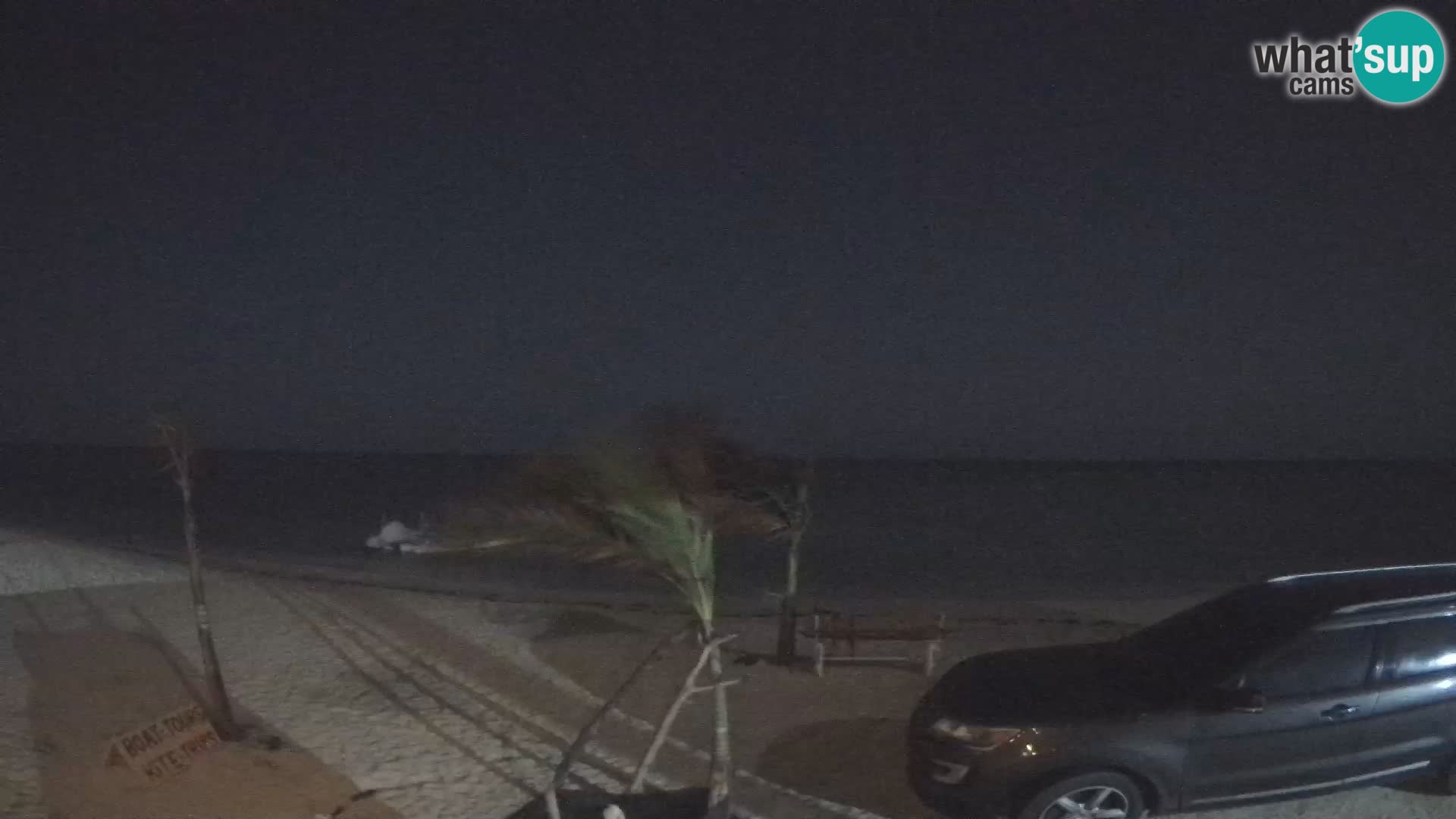 Caméra en direct de Kite Buen Hombre Kiteboarding – Plage Buen Hombre – Monte Cristi – République Dominicaine