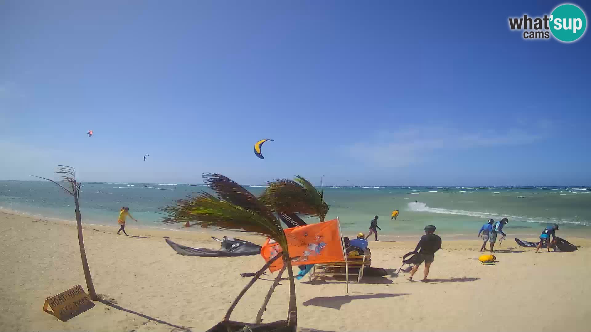 Caméra en direct de Kite Buen Hombre Kiteboarding – Plage Buen Hombre – Monte Cristi – République Dominicaine
