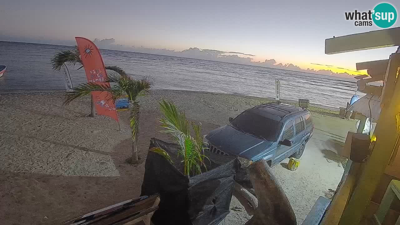 Spletna kamera Kite Buen Hombre Kiteboarding – plaža Buen Hombre – Monte Cristi – Dominikanska Republika