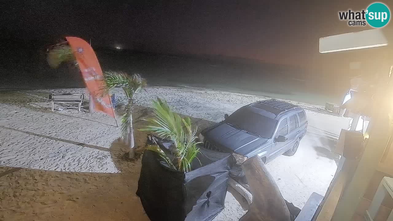 Caméra en direct de Kite Buen Hombre Kiteboarding – Plage Buen Hombre – Monte Cristi – République Dominicaine