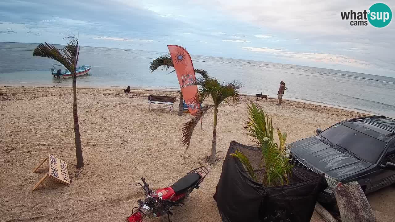 Web kamera Kite Buen Hombre Kiteboarding School – plaža Buen Hombre – Monte Cristi – Dominikanska Republika