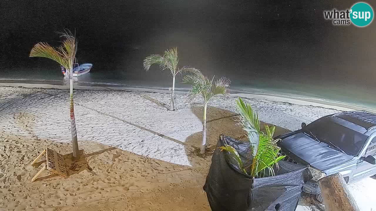 Spletna kamera Kite Buen Hombre Kiteboarding – plaža Buen Hombre – Monte Cristi – Dominikanska Republika