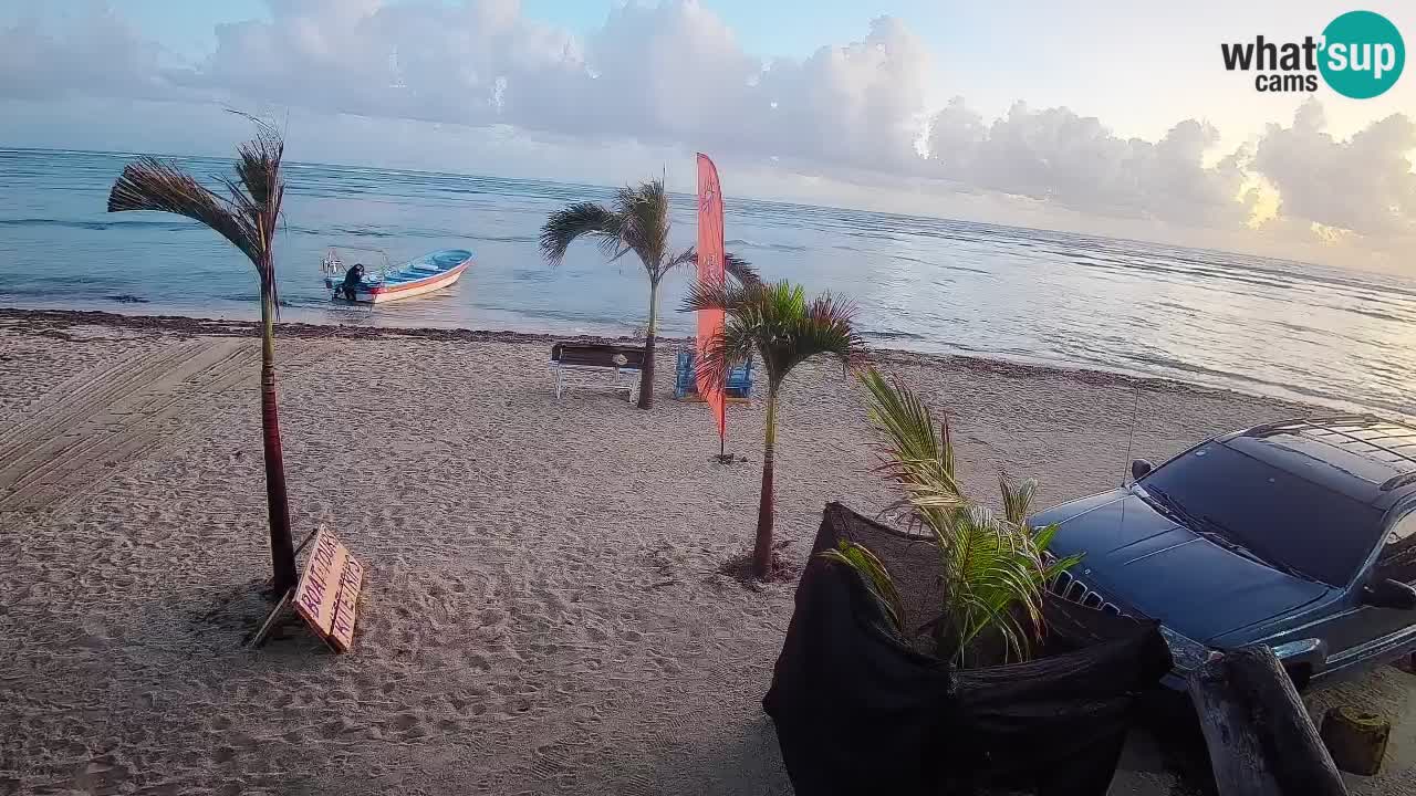 Webcam KITE BUEN HOMBRE KITEBOARDING SCHOOL – Buen Hombre Beach – Monte Cristi – Dominican Republic