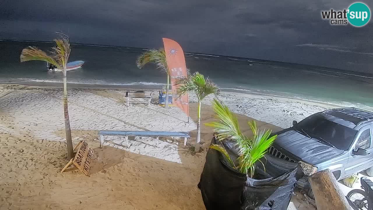 Cámara en Vivo Kite Buen Hombre Kiteboarding School – Playa Buen Hombre – Monte Cristi – República Dominicana