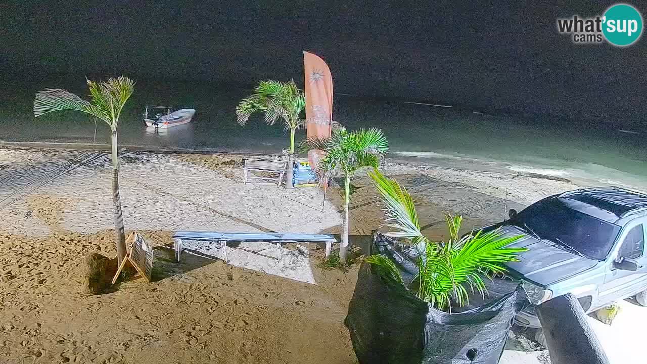 Kite Buen Hombre webcam Kiteboarding Schule – Buen Hombre Strand – Monte Cristi – Dominikanische Republik