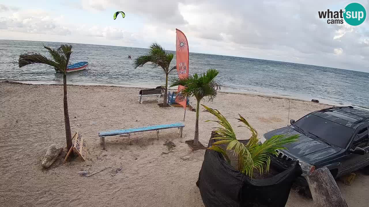 Cámara en Vivo Kite Buen Hombre Kiteboarding School – Playa Buen Hombre – Monte Cristi – República Dominicana