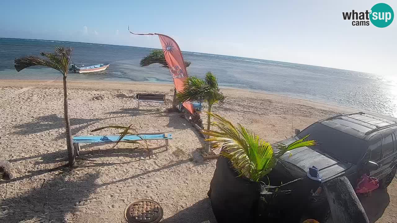 Web kamera Kite Buen Hombre Kiteboarding School – plaža Buen Hombre – Monte Cristi – Dominikanska Republika