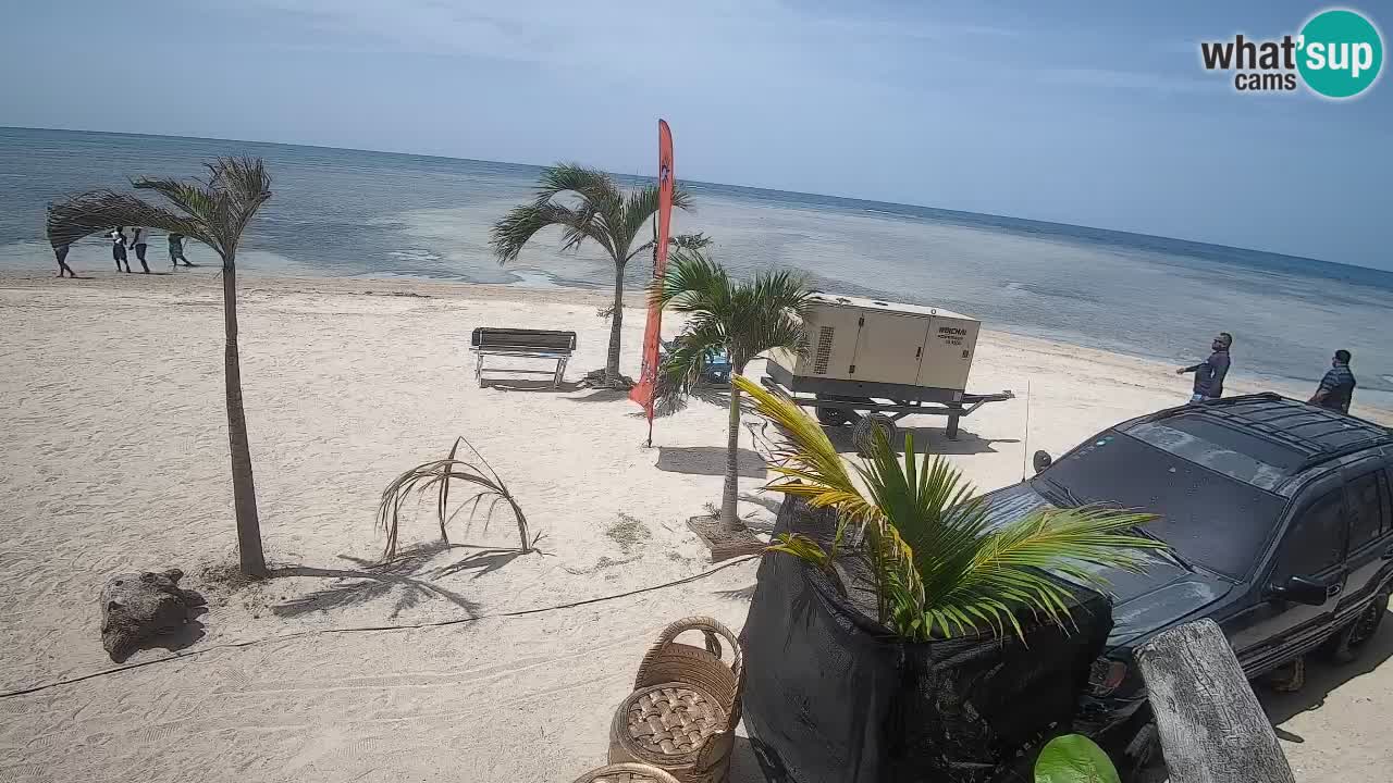 Spletna kamera Kite Buen Hombre Kiteboarding – plaža Buen Hombre – Monte Cristi – Dominikanska Republika