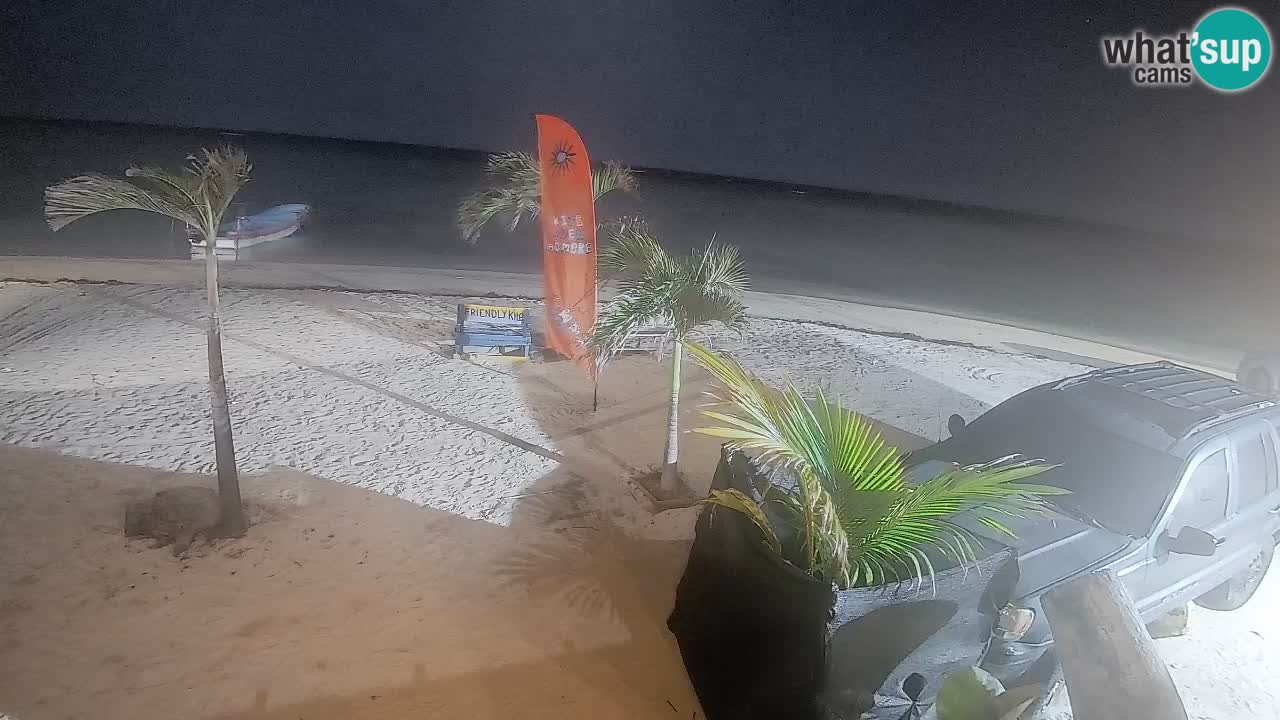 Web kamera Kite Buen Hombre Kiteboarding School – plaža Buen Hombre – Monte Cristi – Dominikanska Republika