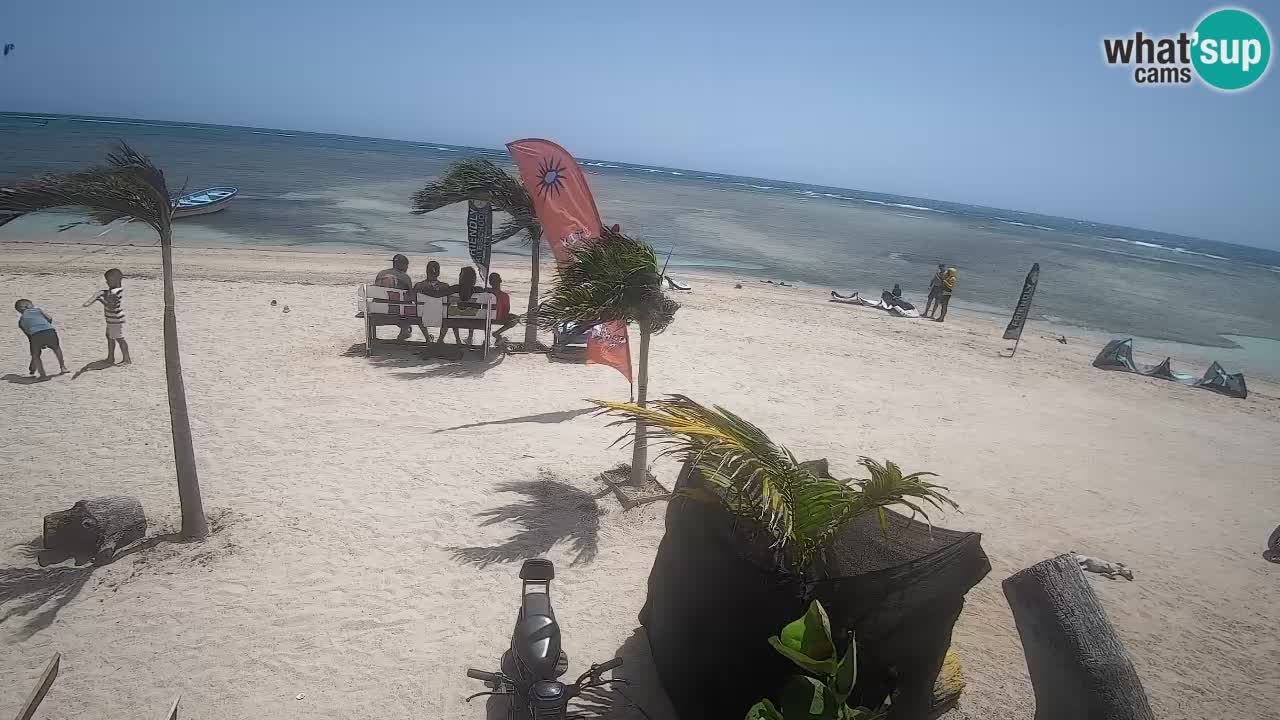 Spletna kamera Kite Buen Hombre Kiteboarding – plaža Buen Hombre – Monte Cristi – Dominikanska Republika