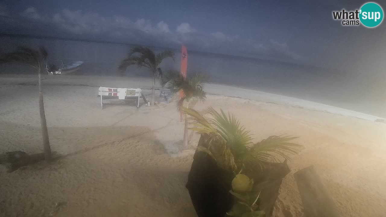 Cámara en Vivo Kite Buen Hombre Kiteboarding School – Playa Buen Hombre – Monte Cristi – República Dominicana