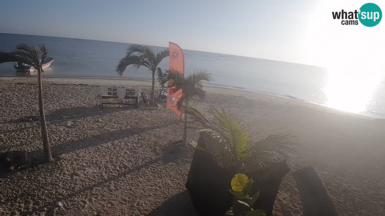 Web kamera Kite Buen Hombre Kiteboarding School – plaža Buen Hombre – Monte Cristi – Dominikanska Republika