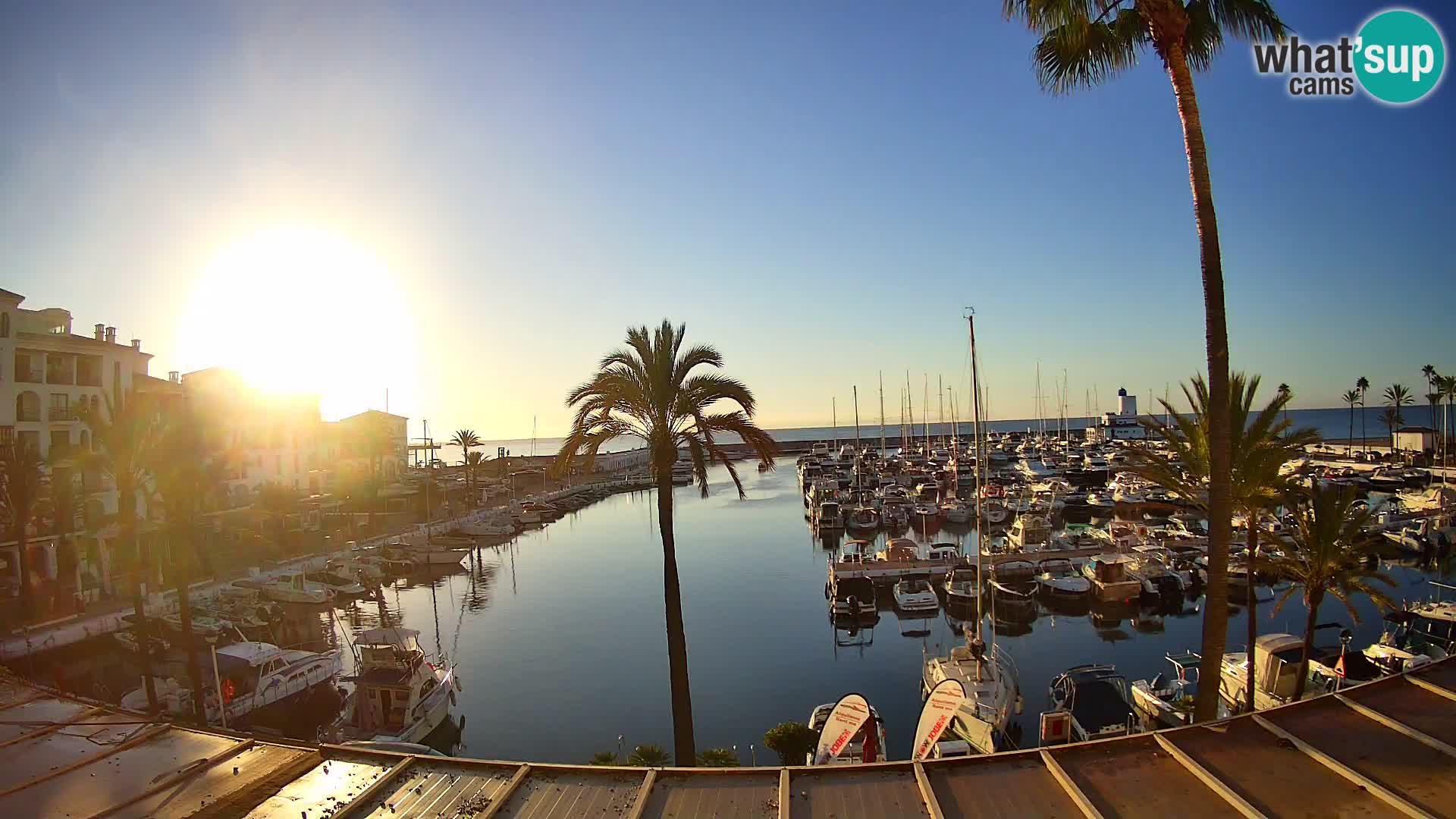 Live webcam Puerto de la Duquesa – Marina