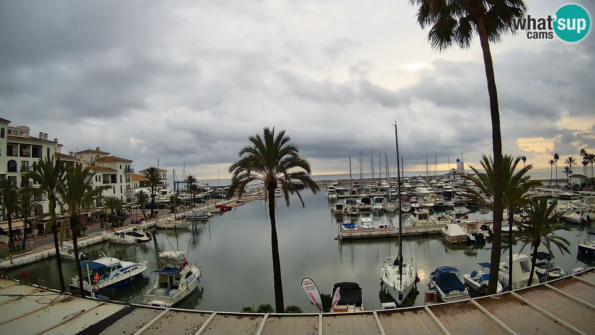 Puerto de la Duquesa webcam – Marina