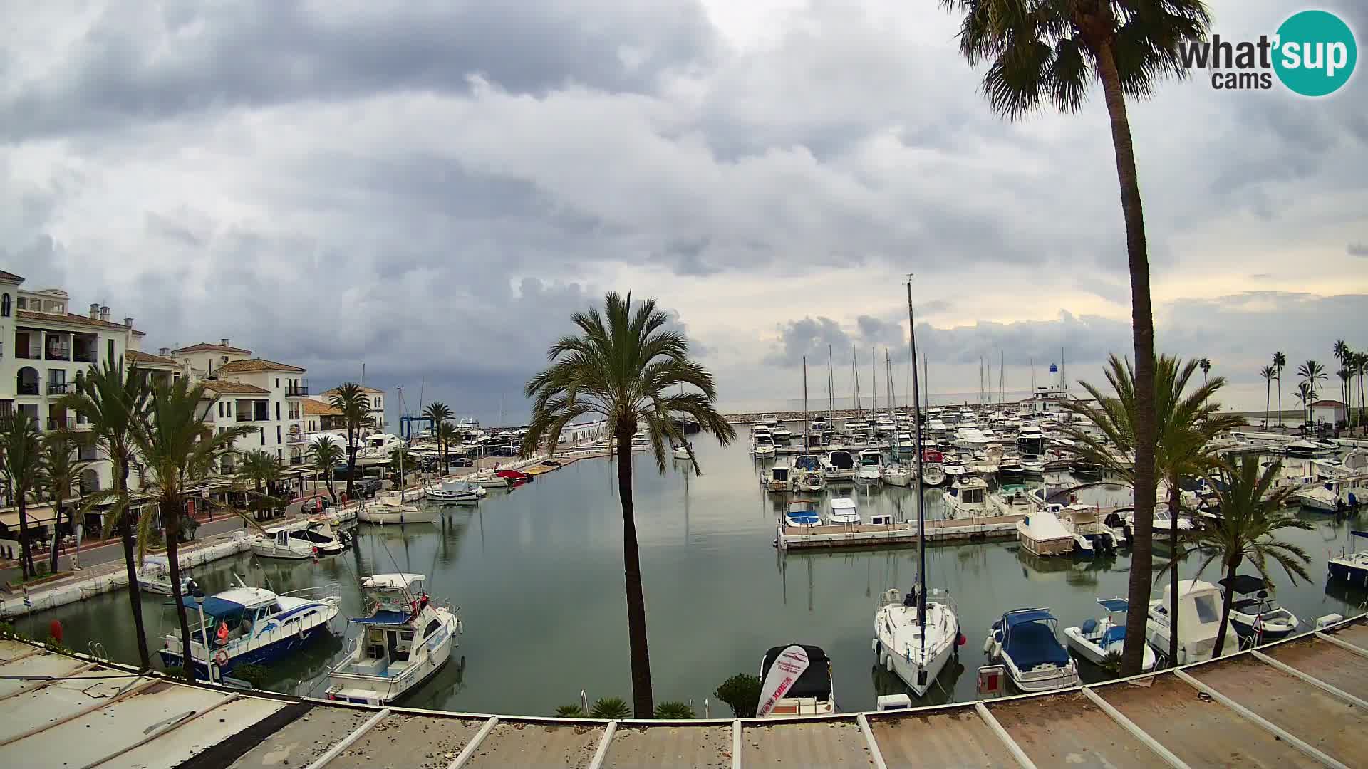 Live webcam Puerto de la Duquesa – Marina