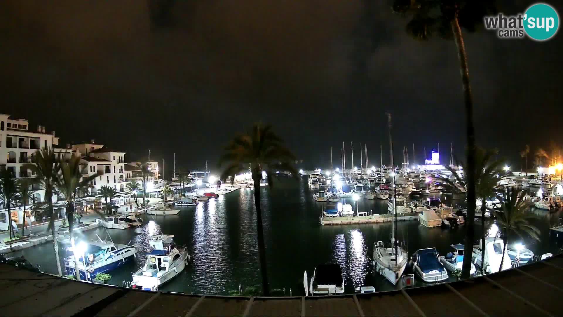 Live webcam Puerto de la Duquesa – Marina