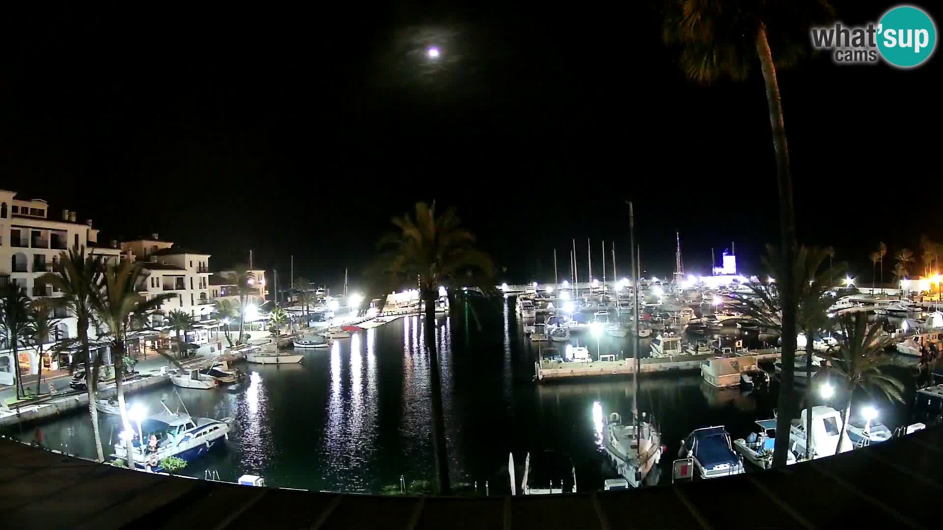 Puerto de la Duquesa webcam – Marina