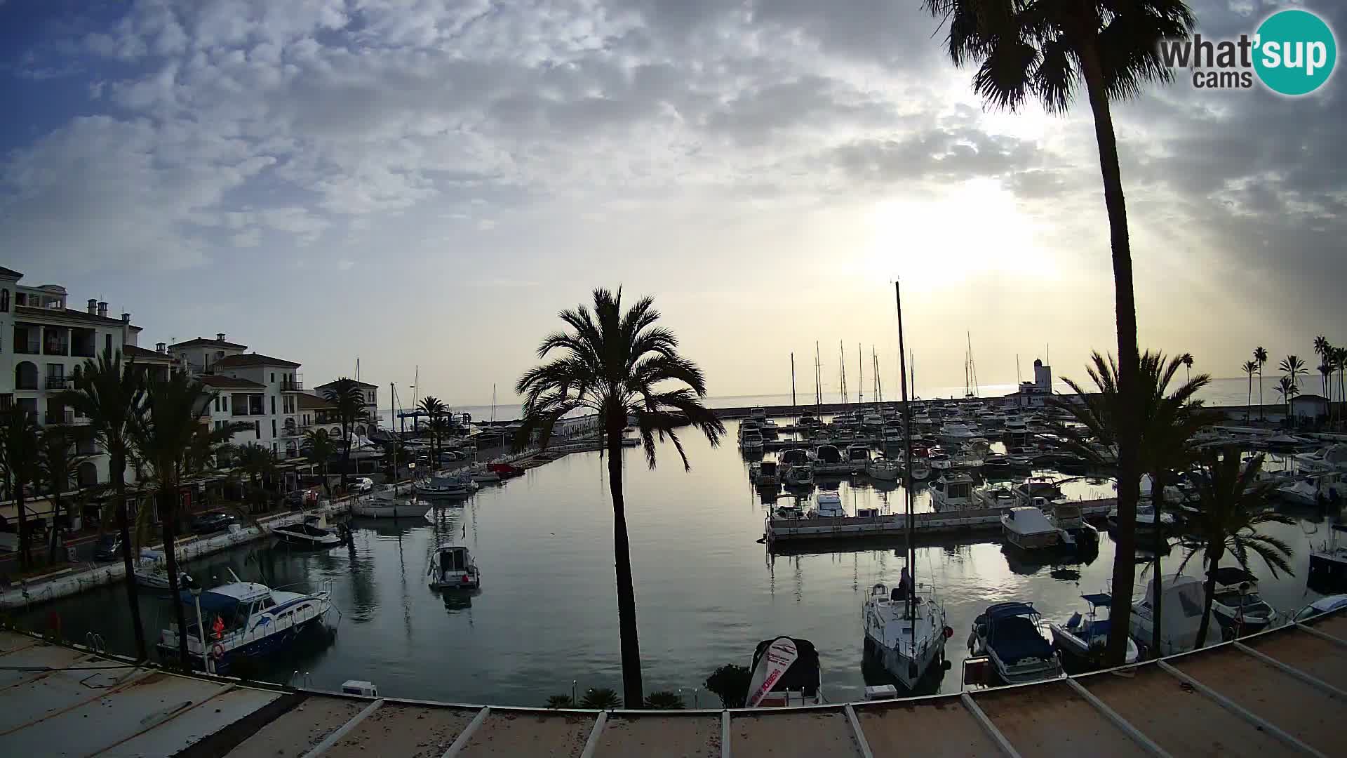 Puerto de la Duquesa webcam – Marina