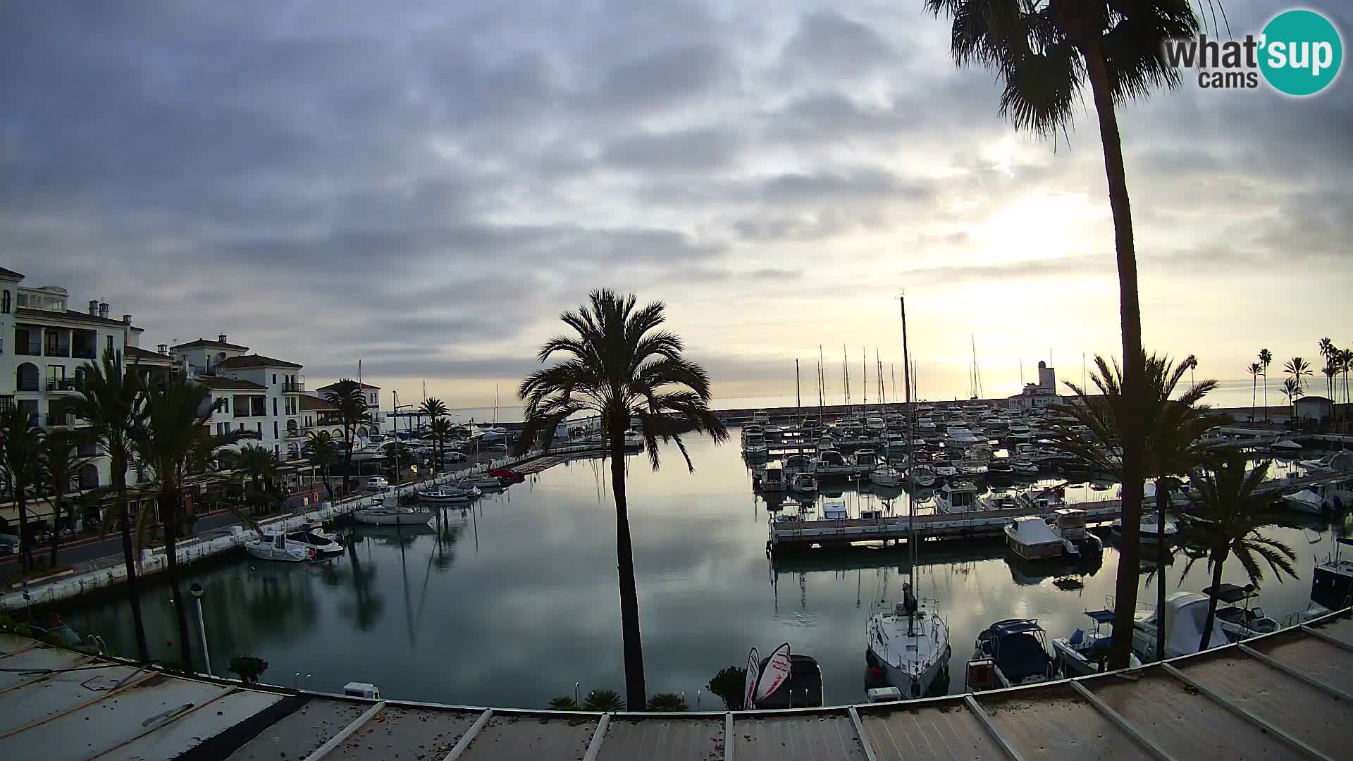 Spletna kamera Puerto de la Duquesa – Marina