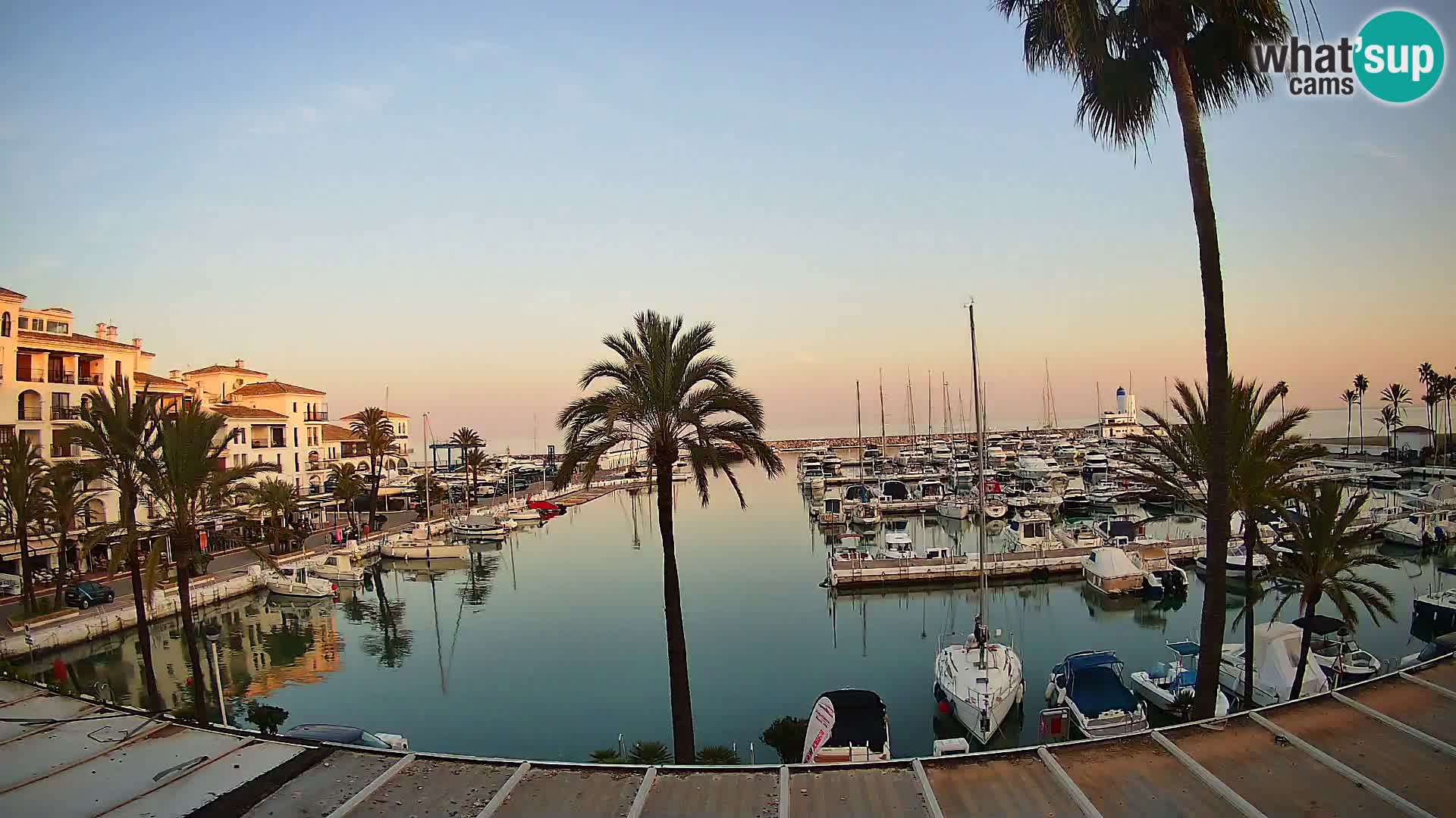 Puerto de la Duquesa webcam – Marina