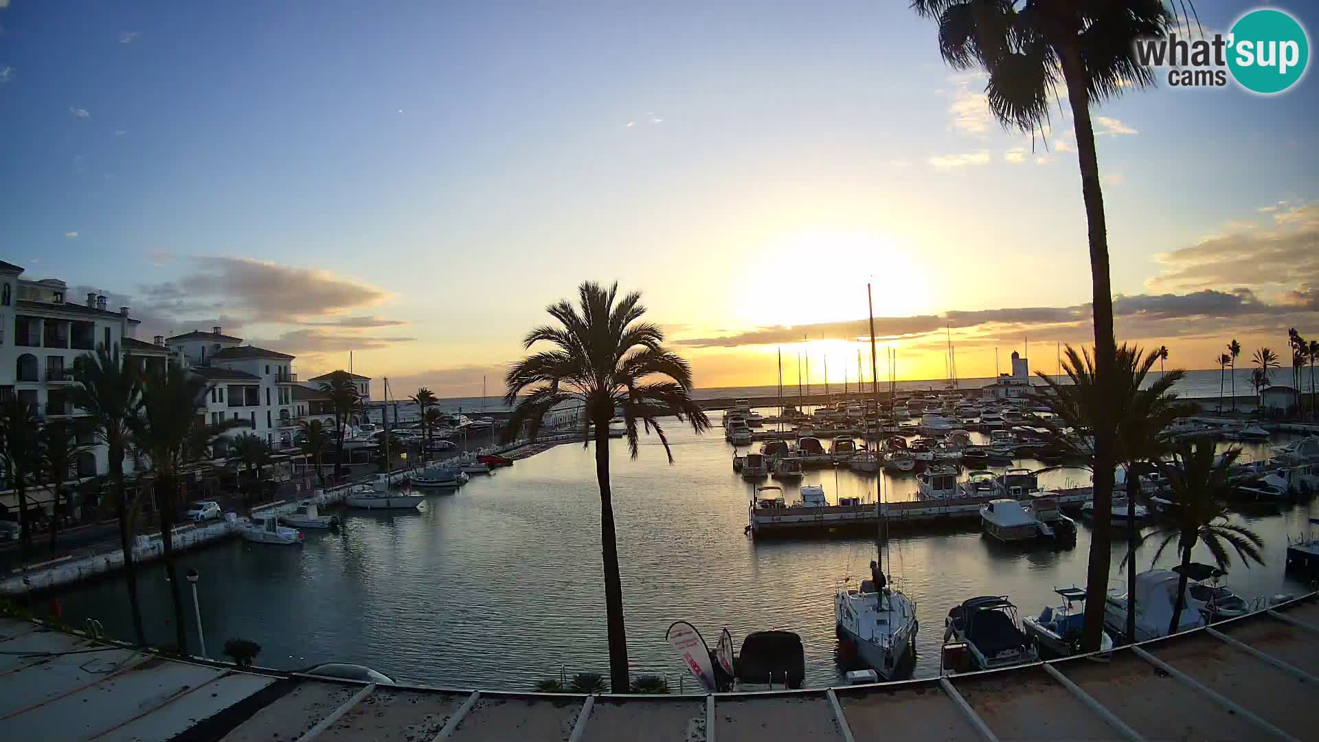 Live webcam Puerto de la Duquesa – Marina