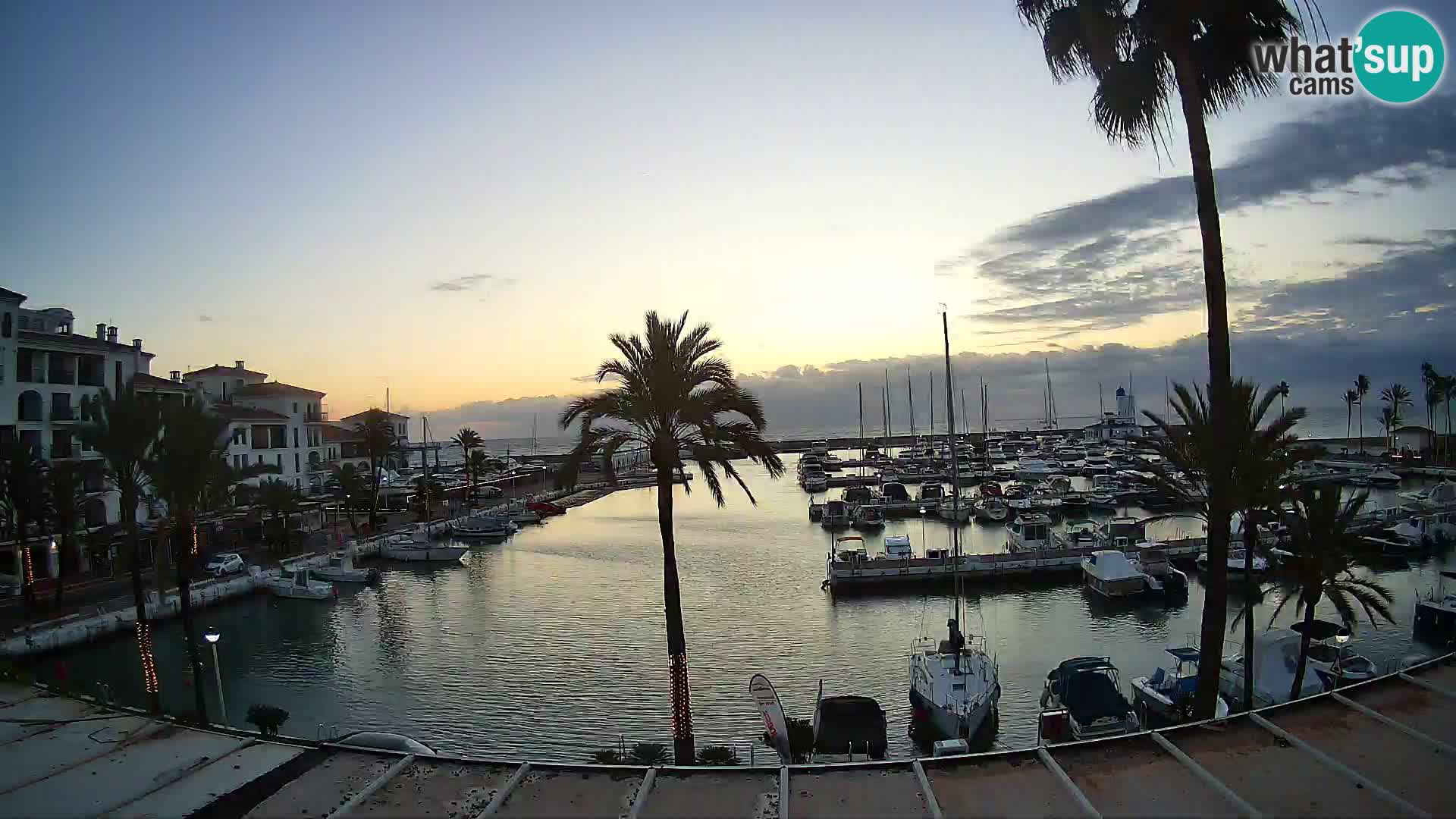 Puerto de la Duquesa webcam – Marina