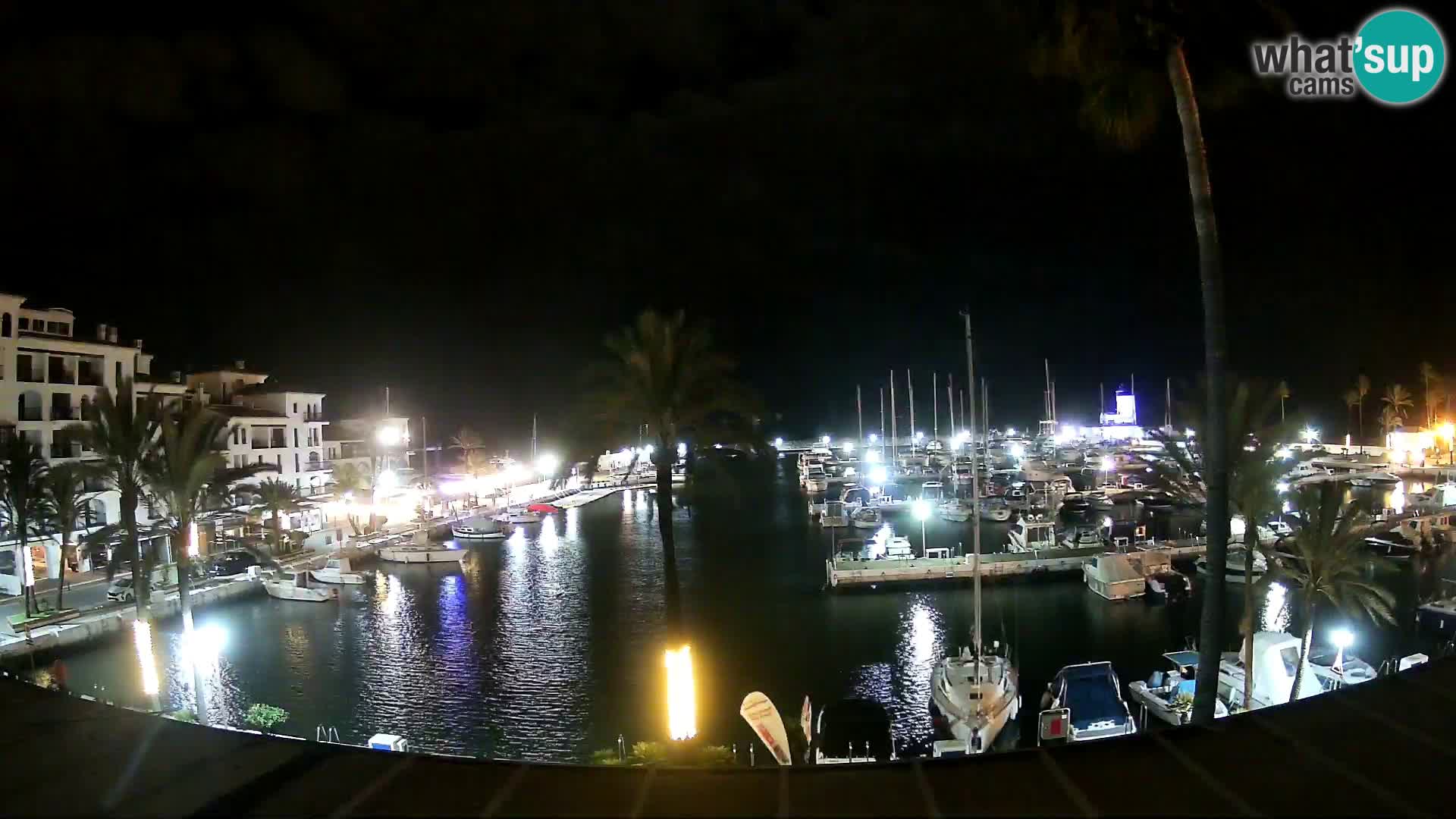 Live webcam Puerto de la Duquesa – Marina