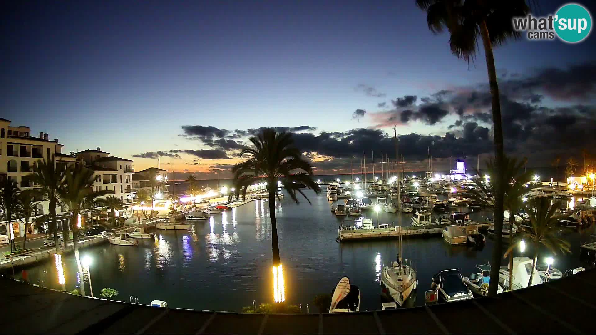 Puerto de la Duquesa webcam – Marina