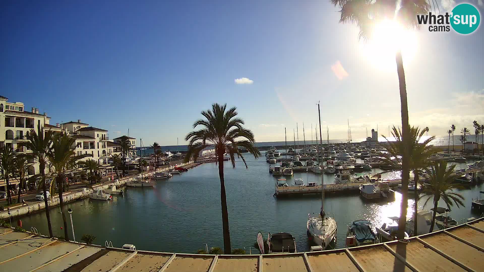 Live webcam Puerto de la Duquesa – Marina